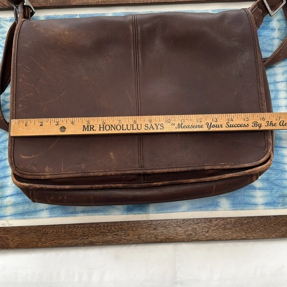 Coach Vintage 5206 Messenger Bag (Late 80s / Early 90s)